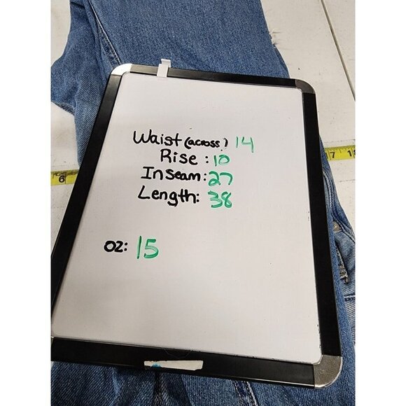 American Eagle AEO Mom Jeans Distressed Denim Blue Womens Size 2 Regular 2R - Picture 8 of 8